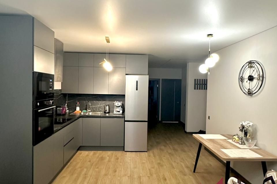 Продаётся 2-комнатная квартира, 72 м²