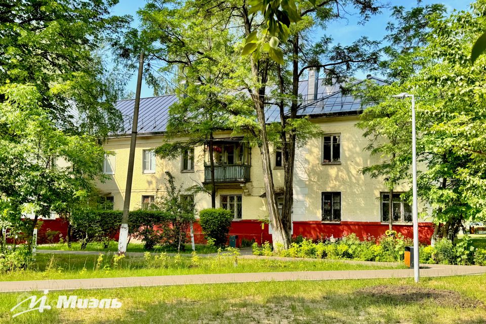 Продаётся 3-комнатная квартира, 61.8 м²