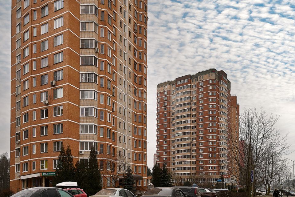 Продаётся 2-комнатная квартира, 59.7 м²