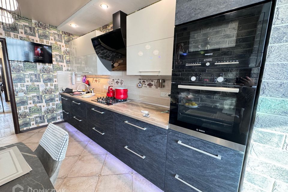 Продаётся 2-комнатная квартира, 60 м²