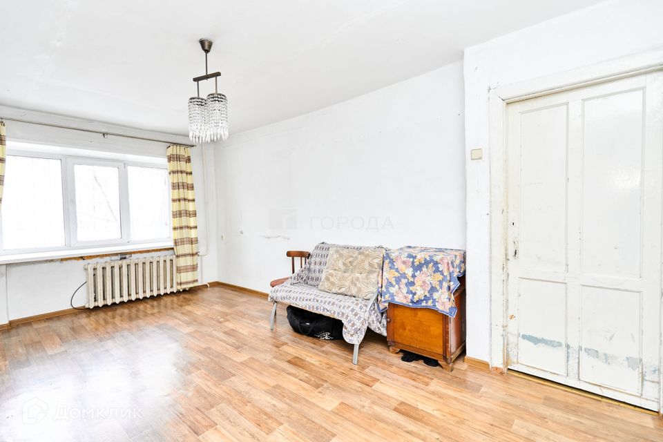 Продаётся 3-комнатная квартира, 55.5 м²