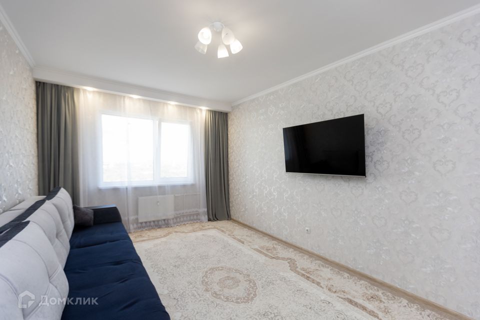 Продаётся 2-комнатная квартира, 61.7 м²