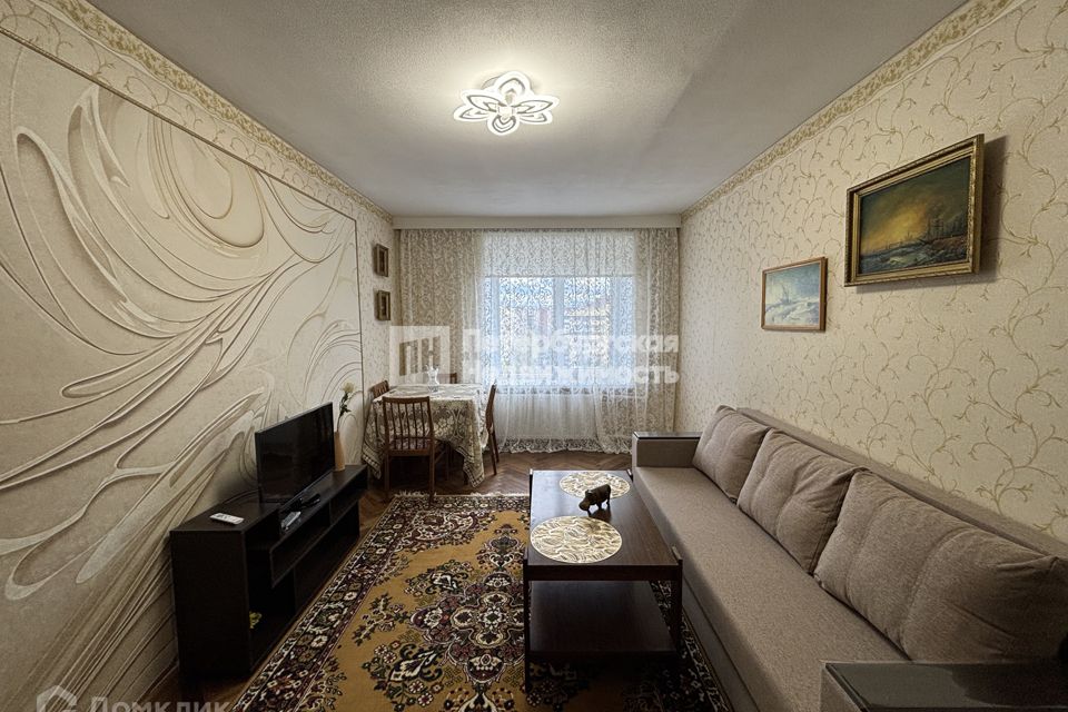 Сдаётся 2-комнатная квартира, 47.3 м²