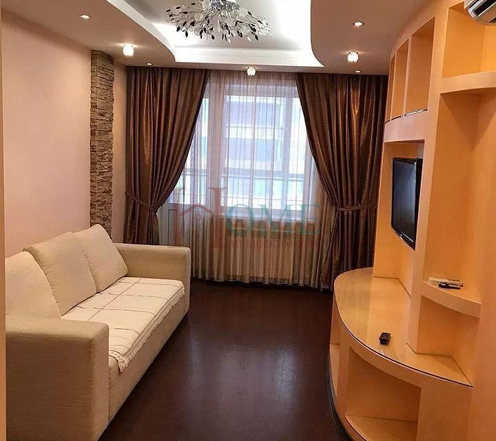 Сдаётся 1-комнатная квартира, 47 м²
