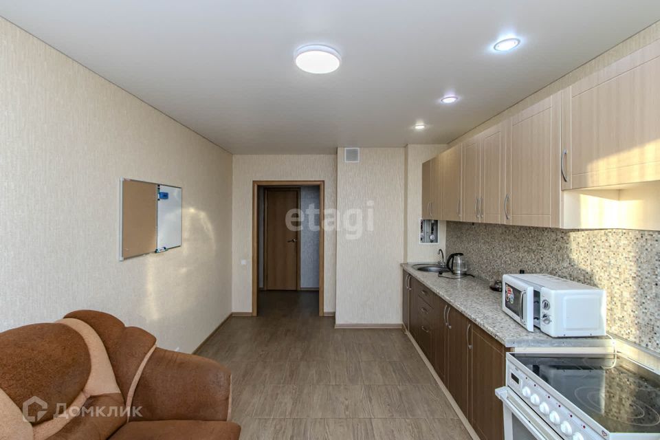 Продаётся 1-комнатная квартира, 50.4 м²