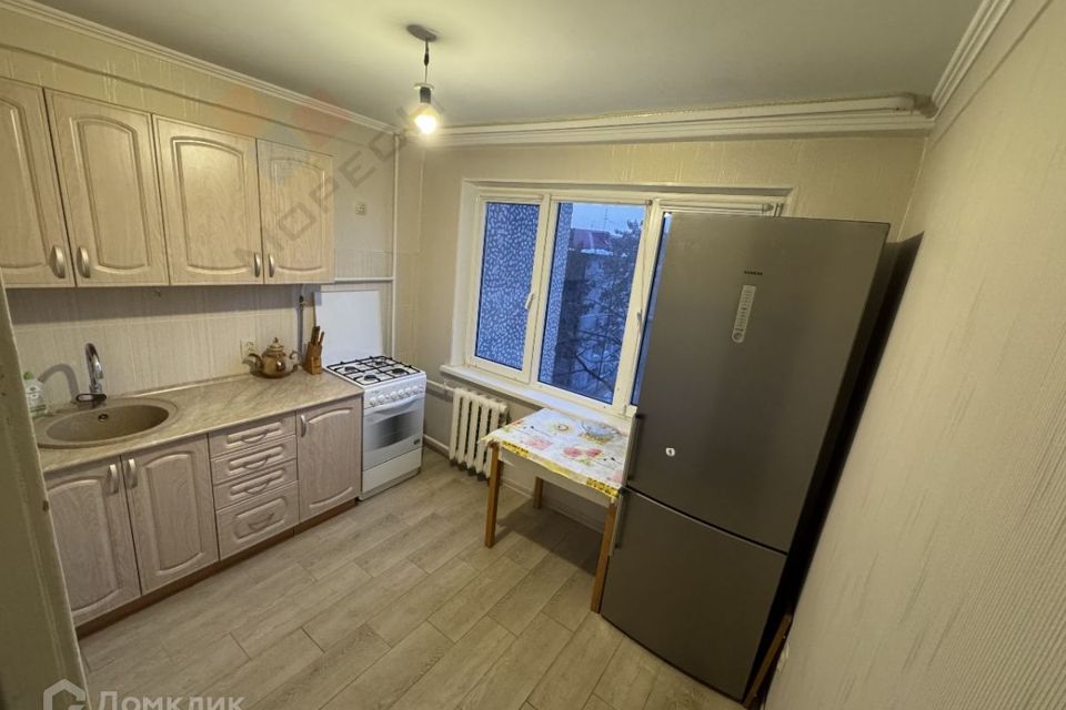 Продаётся 3-комнатная квартира, 59.7 м²