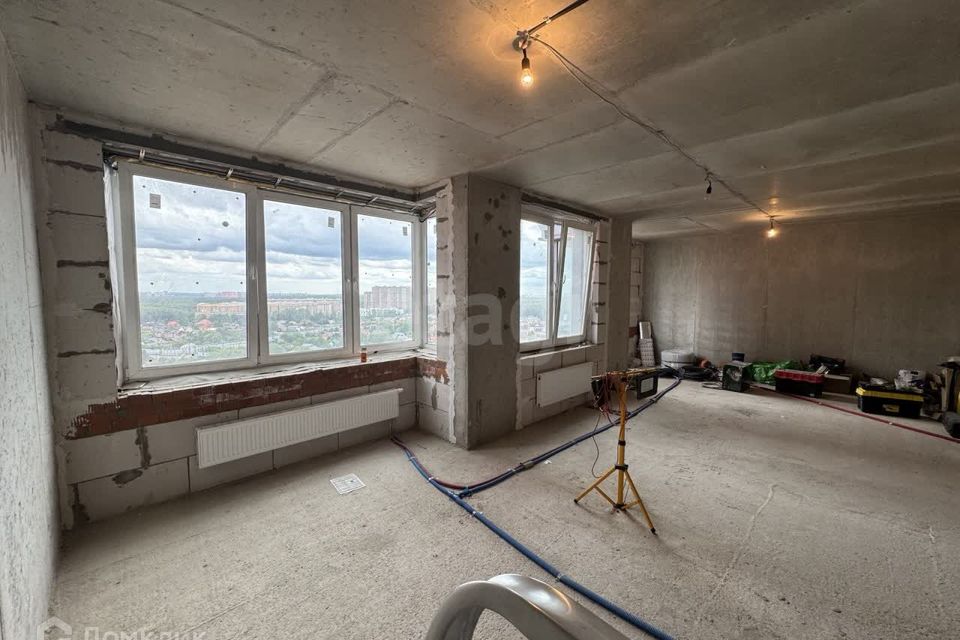 Продаётся 2-комнатная квартира, 61.9 м²