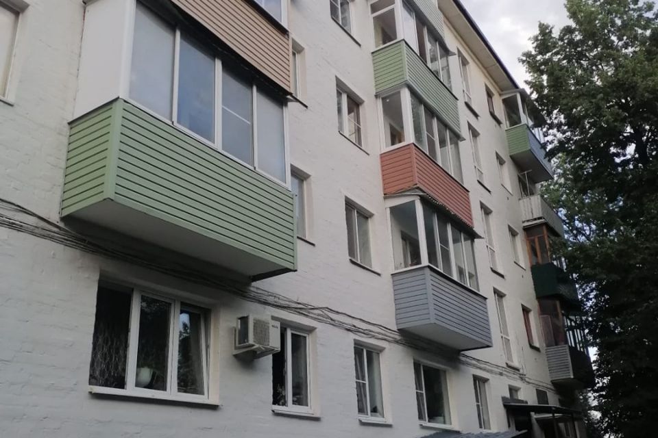 Продаётся 3-комнатная квартира, 54.9 м²