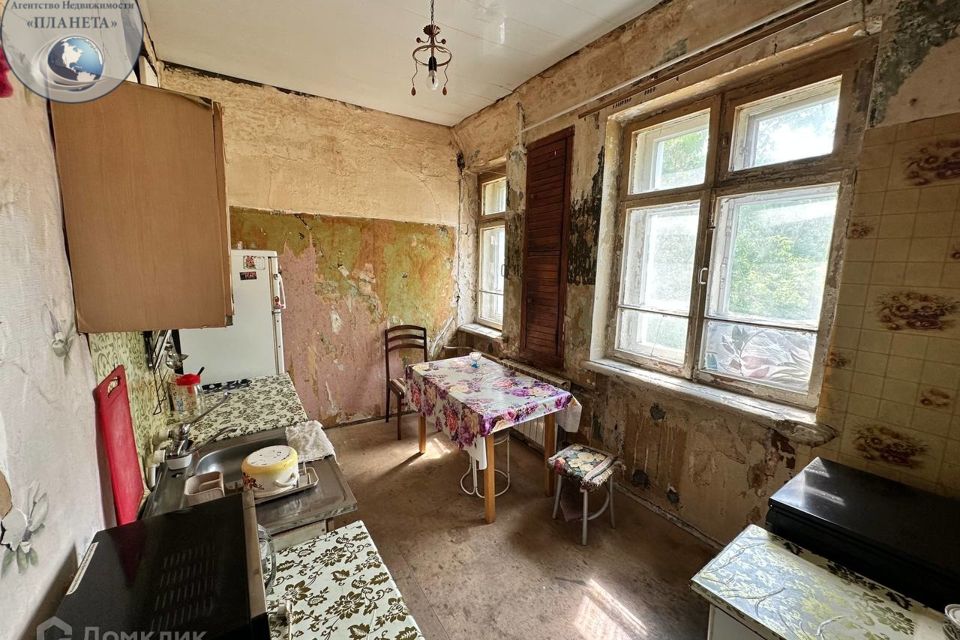 Продаётся комната в 2-комн. квартире, 12.4 м²