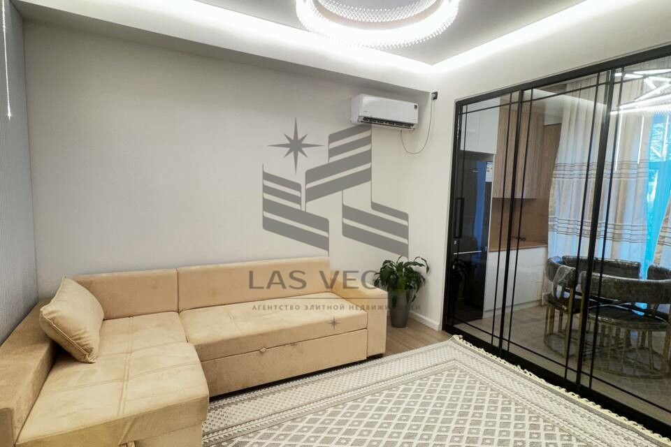 Сдаётся 3-комнатная квартира, 99 м²