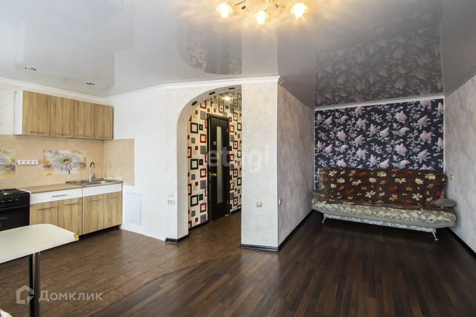 Продаётся 2-комнатная квартира, 42.8 м²
