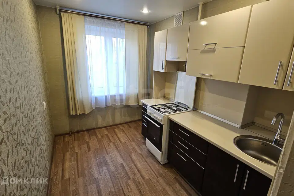 Продаётся 3-комнатная квартира, 52.8 м²