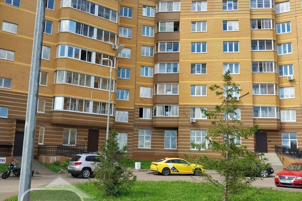 Продаётся 2-комнатная квартира, 74 м²