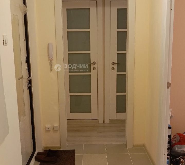 Продаётся 2-комнатная квартира, 43.8 м²