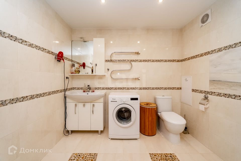 Продаётся 2-комнатная квартира, 71.5 м²