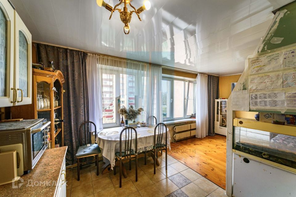 Продаётся 3-комнатная квартира, 64.4 м²