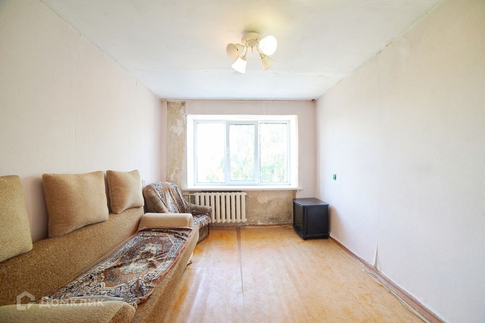 Продаётся 3-комнатная квартира, 50 м²