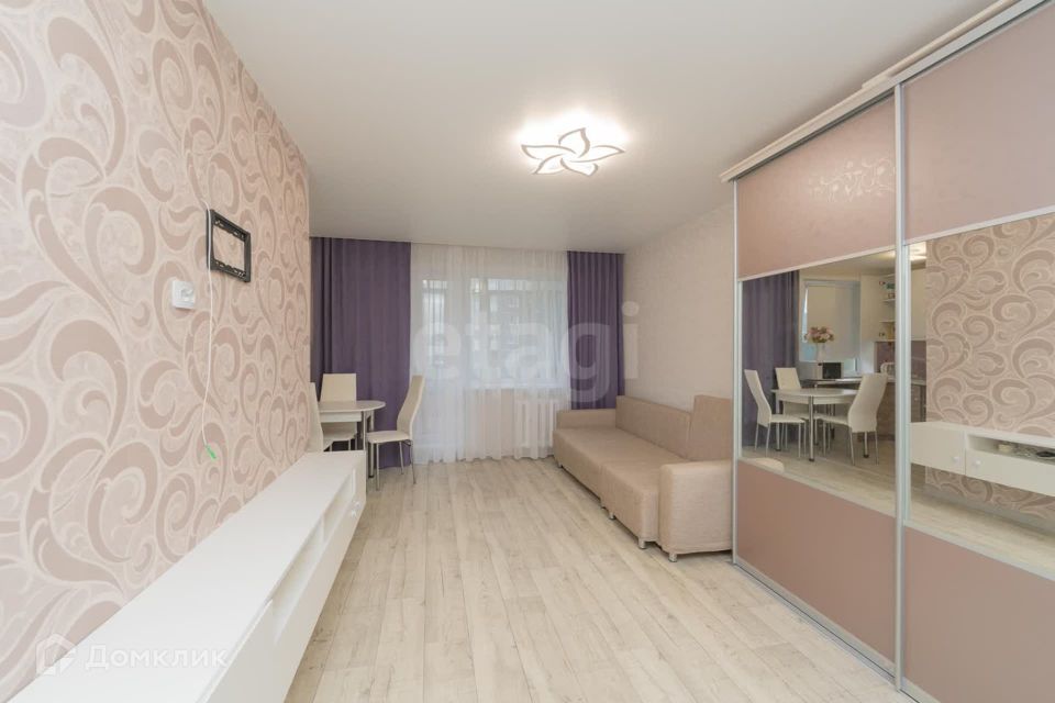 Продаётся 3-комнатная квартира, 61.5 м²