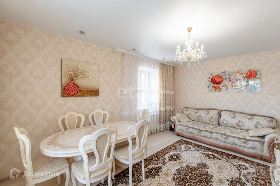 Продаётся 2-комнатная квартира, 65.3 м²