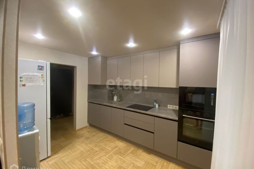 Продаётся 2-комнатная квартира, 49.9 м²
