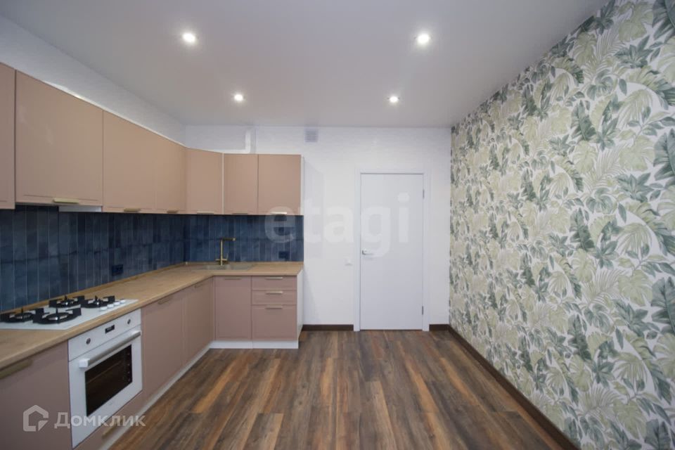 Продаётся 1-комнатная квартира, 51.7 м²