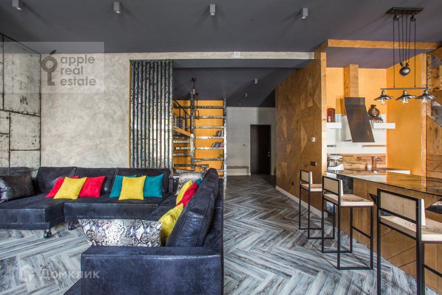 Продаётся 2-комнатная квартира, 117.2 м²