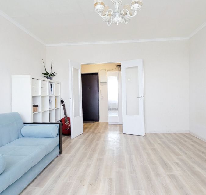 Продаётся 1-комнатная квартира, 43 м²