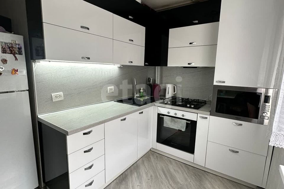 Продаётся 3-комнатная квартира, 66 м²