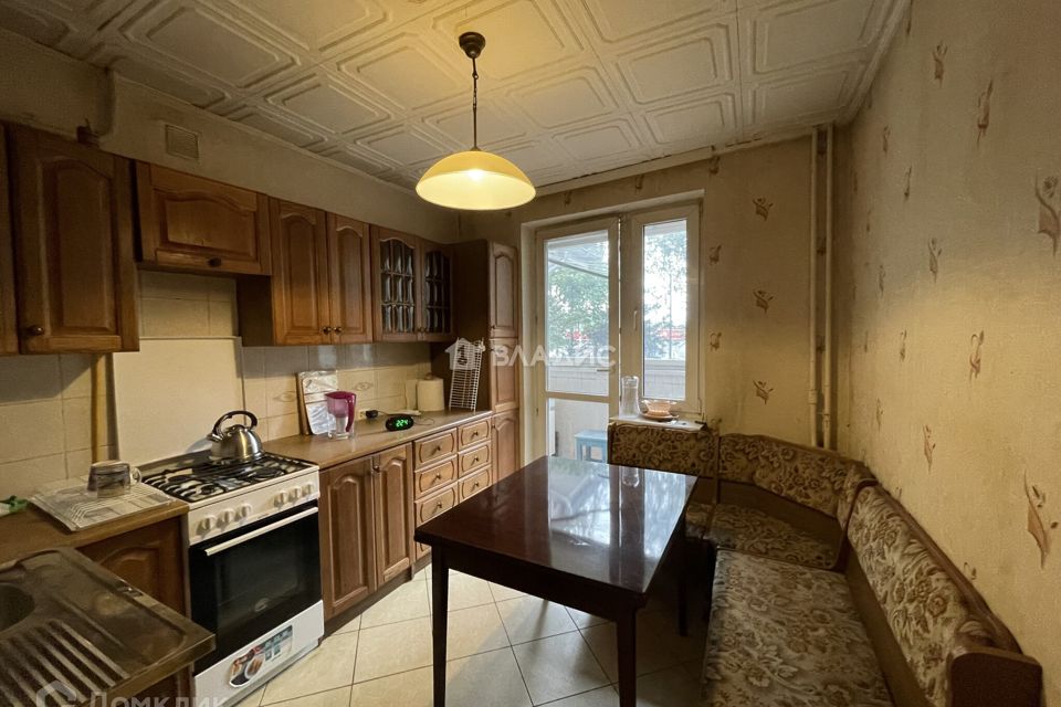 Сдаётся 2-комнатная квартира, 57 м²