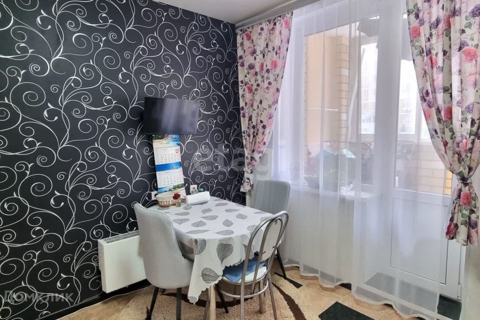 Продаётся 1-комнатная квартира, 40.2 м²