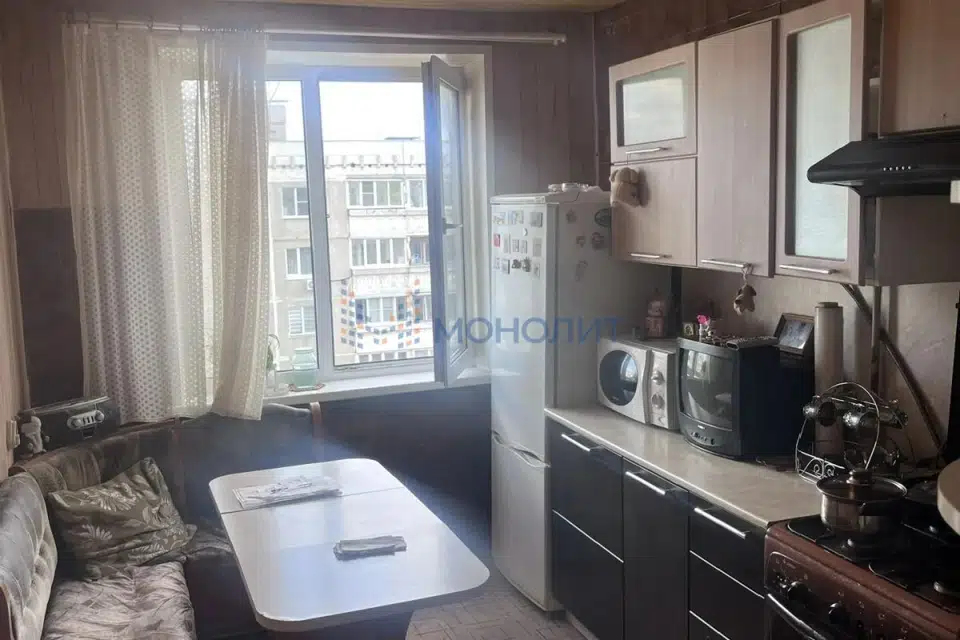 Продаётся 3-комнатная квартира, 63.8 м²