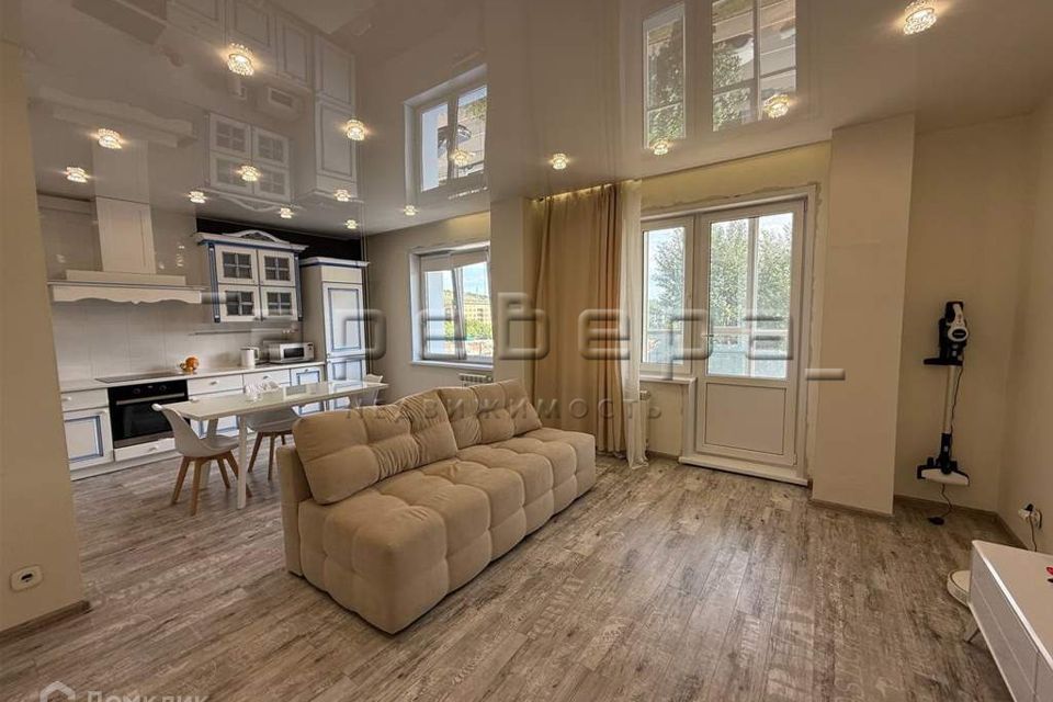 Сдаётся 3-комнатная квартира, 91 м²