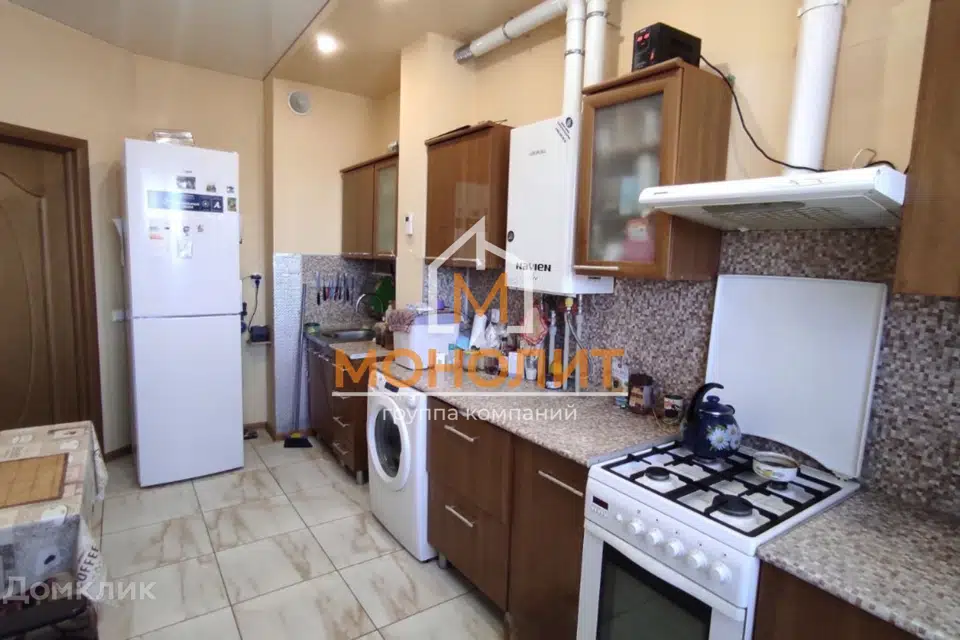 Продаётся 1-комнатная квартира, 42.5 м²