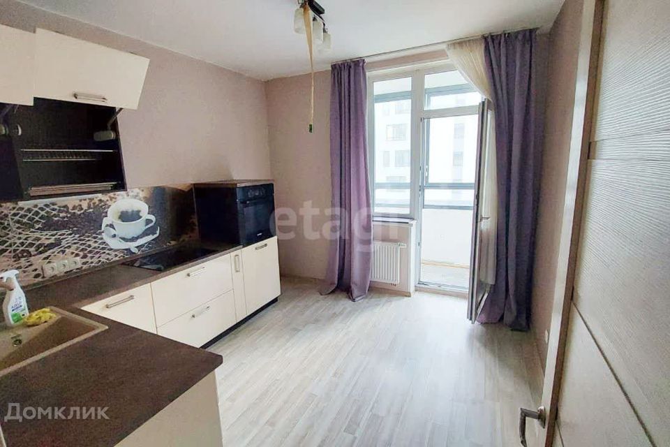 Продаётся 1-комнатная квартира, 40.8 м²