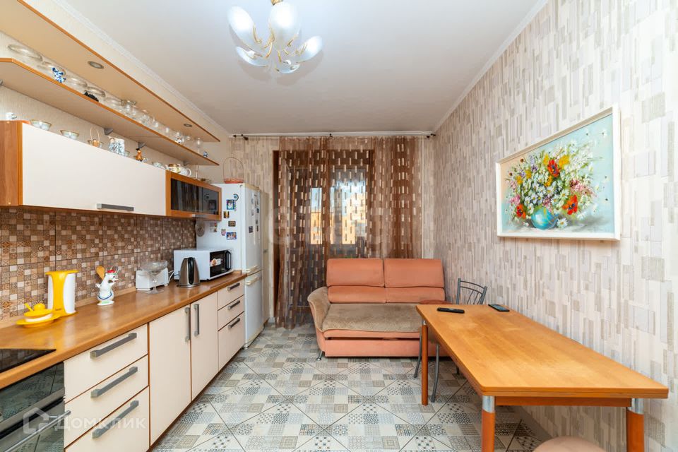 Сдаётся 2-комнатная квартира, 63 м²