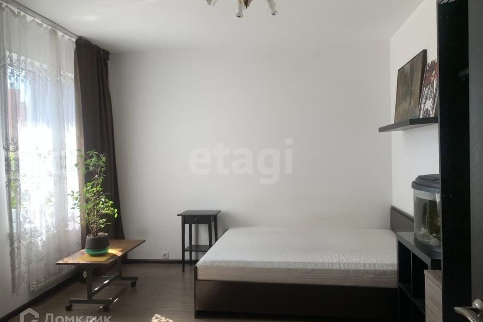 Продаётся 1-комнатная квартира, 37.5 м²