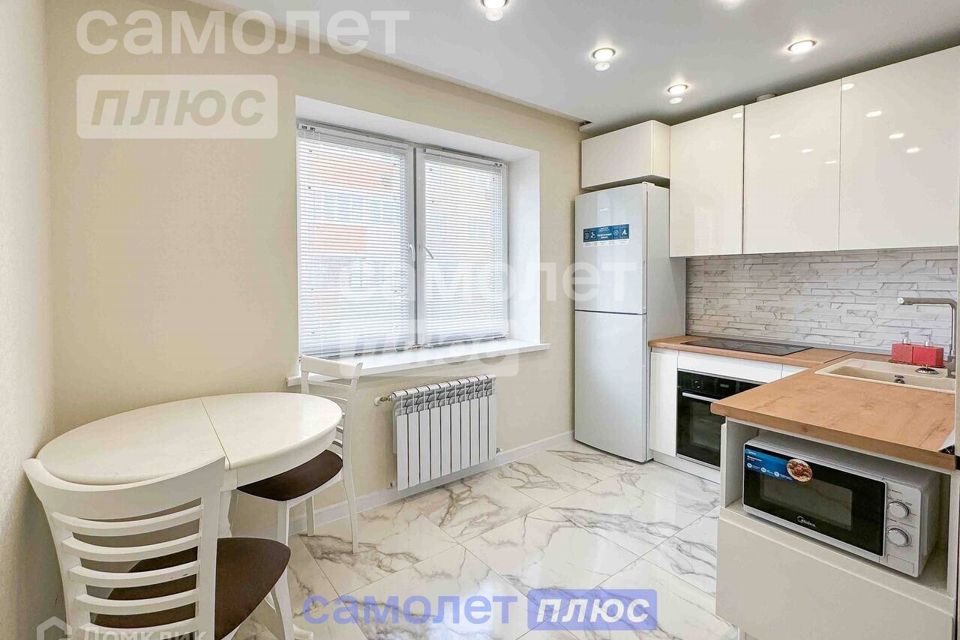 Продаётся 1-комнатная квартира, 46 м²