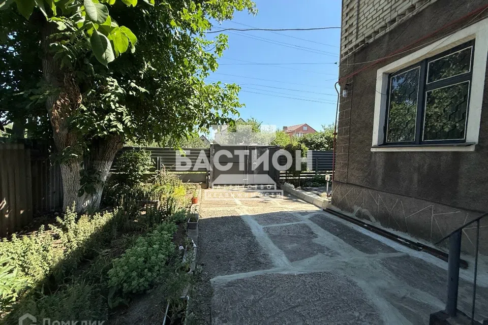Продаётся 2-этажный дом, 225 м²