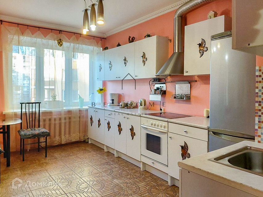 Сдаётся 2-комнатная квартира, 80 м²