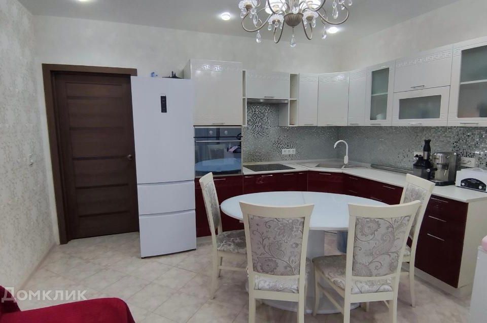 Продаётся 1-комнатная квартира, 47 м²