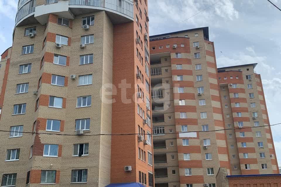 Продаётся 2-комнатная квартира, 55.9 м²