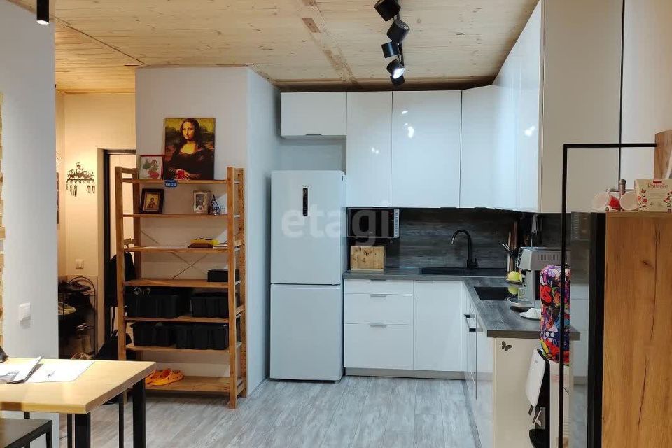 Продаётся 1-комнатная квартира, 41.4 м²