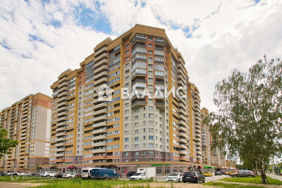 Продаётся 1-комнатная квартира, 49 м²