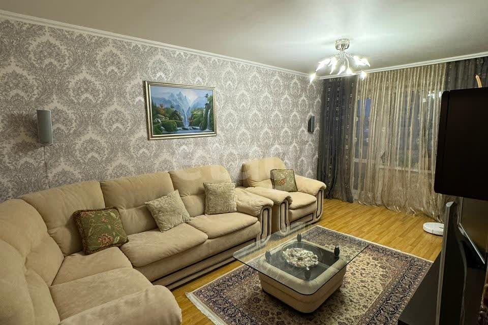Продаётся 3-комнатная квартира, 65 м²