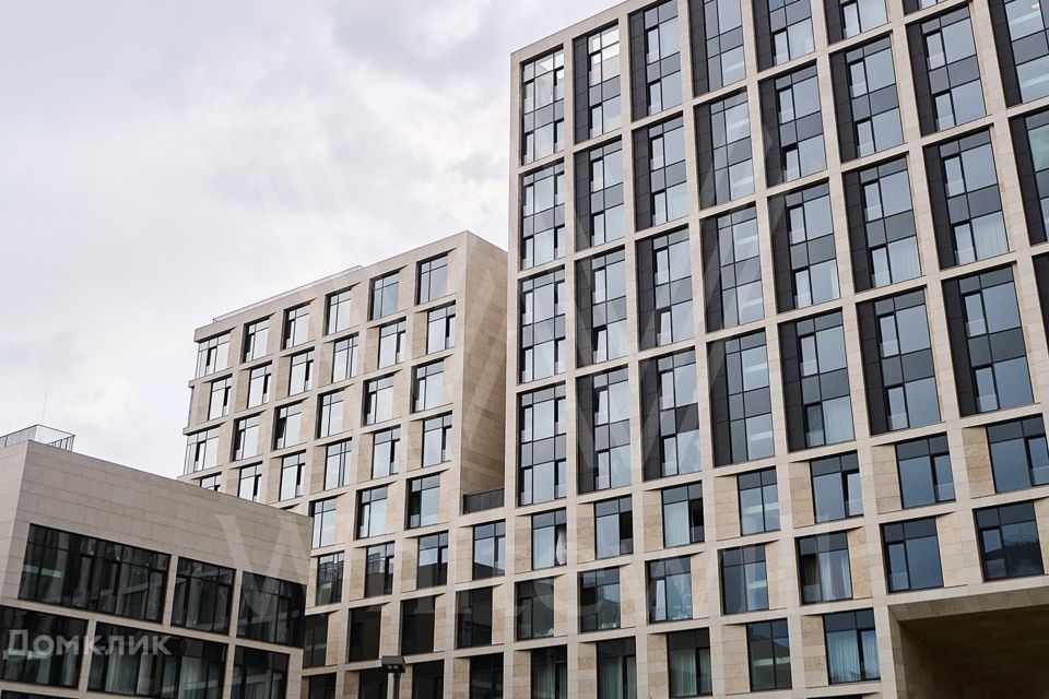 Продаётся 4-комнатная квартира, 150 м²
