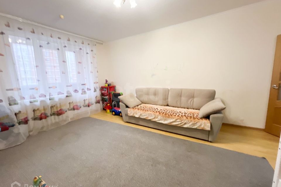 Продаётся 2-комнатная квартира, 74 м²