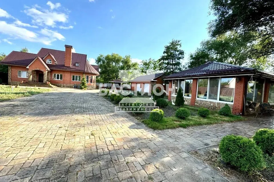 Продаётся таунхаус, 2-эт., 367 м²