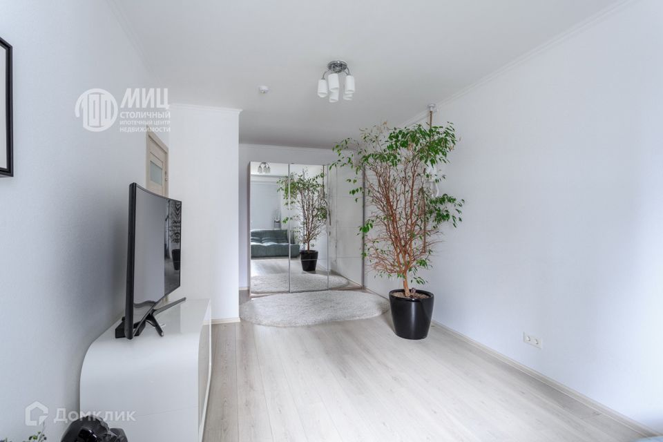 Продаётся 1-комнатная квартира, 37.6 м²