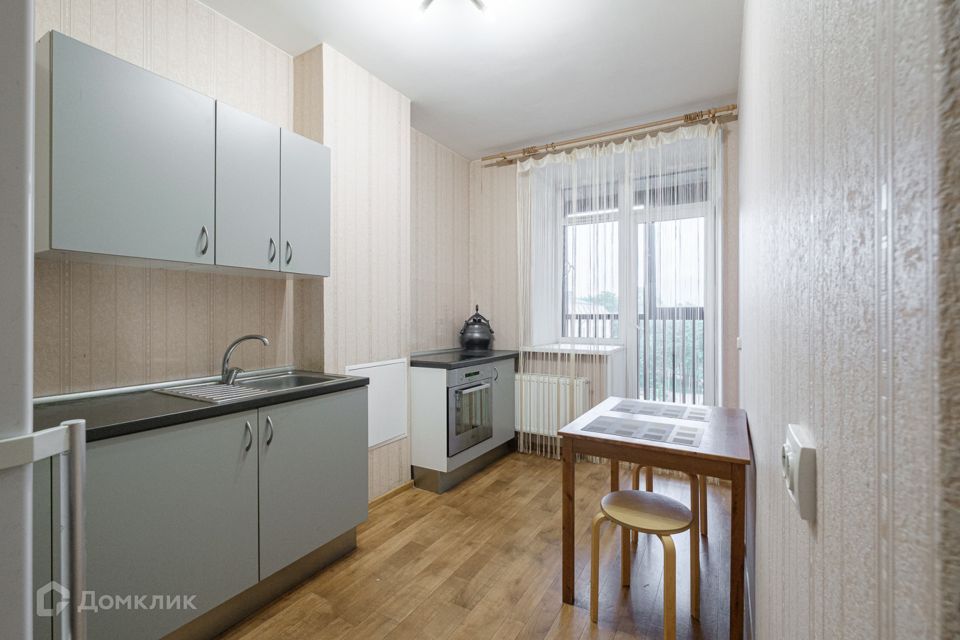 Продаётся 1-комнатная квартира, 35.8 м²