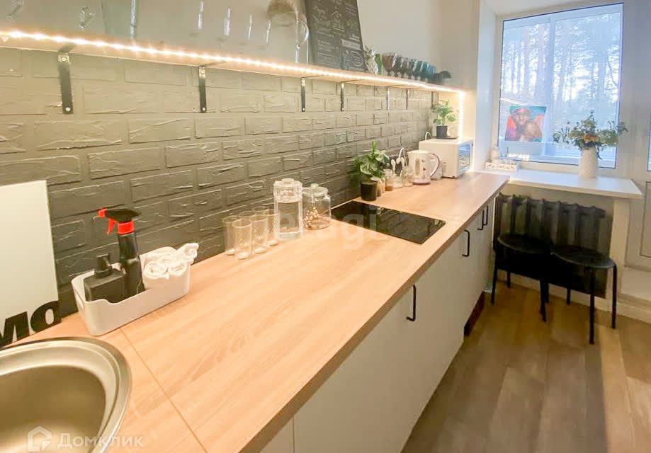 Продаётся 2-комнатная квартира, 40.6 м²